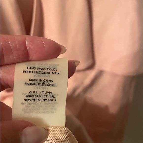 Alice + Olivia Size 8 Pink Shiny Peplum Midi Dress - Picture 9 of 9